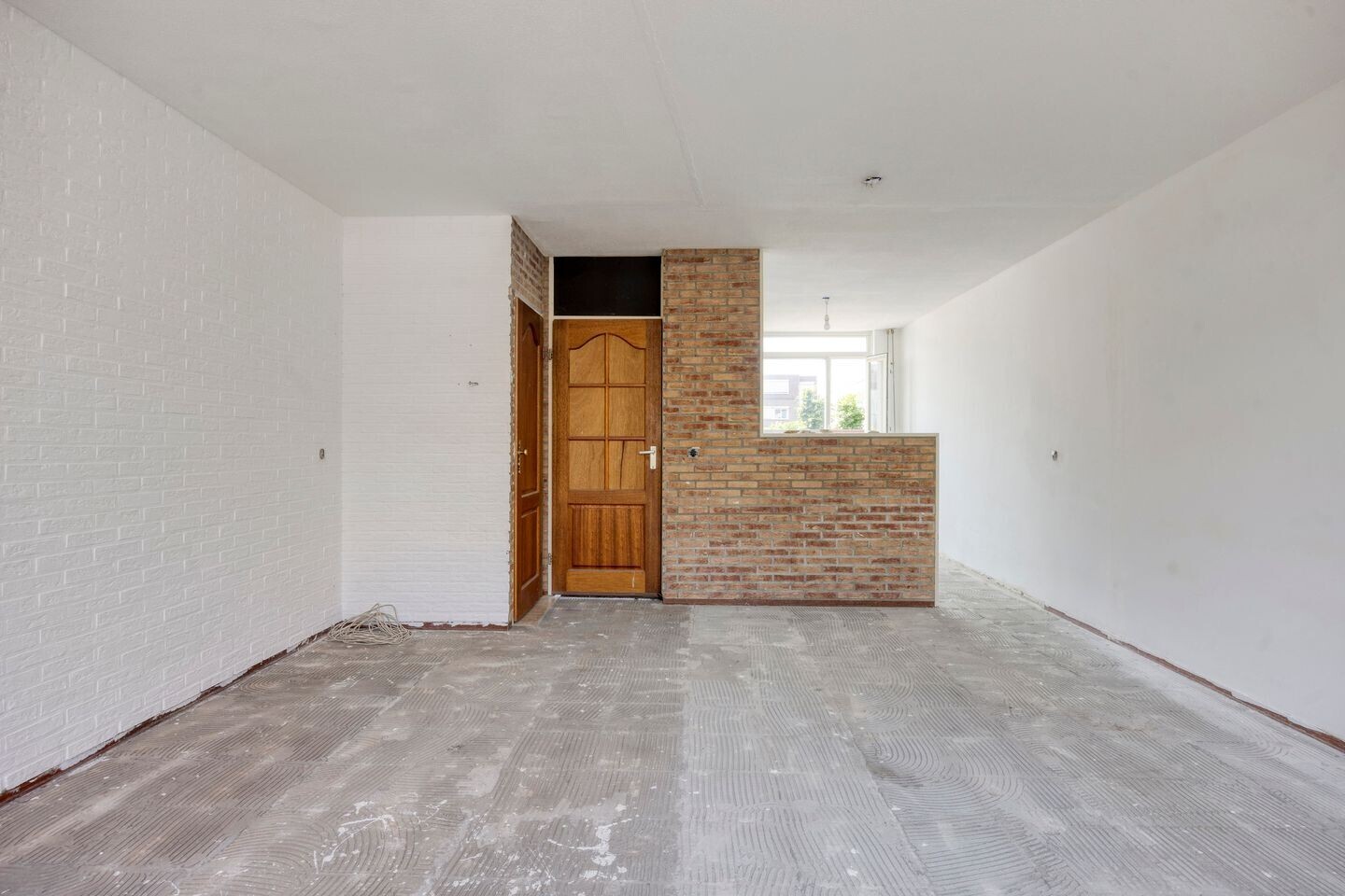 Tussenwoning te koop: G. Molstraat 18, Zaandam