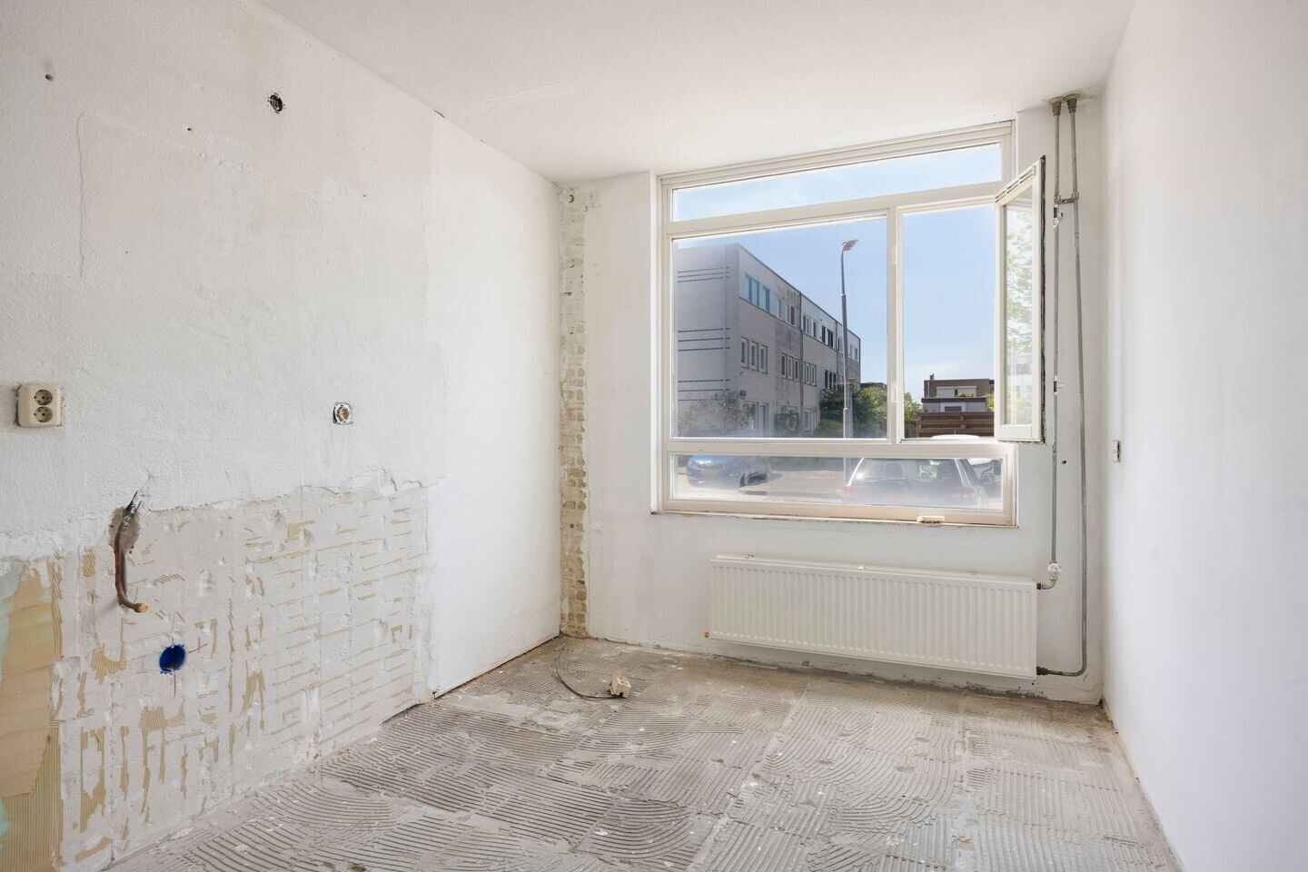 Tussenwoning te koop: G. Molstraat 18, Zaandam