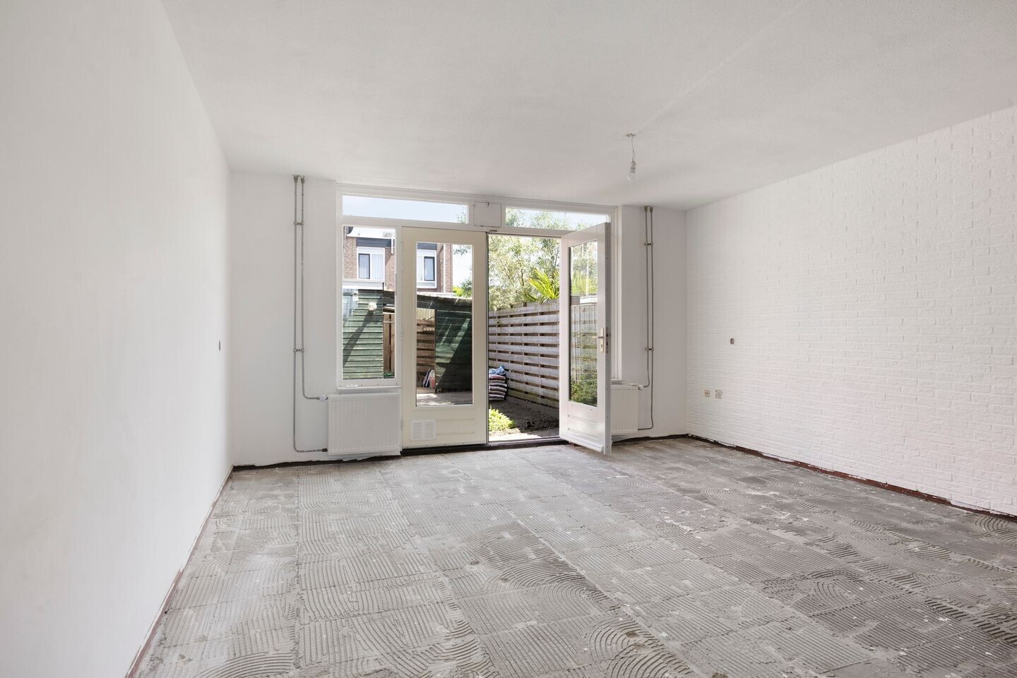 Tussenwoning te koop: G. Molstraat 18, Zaandam