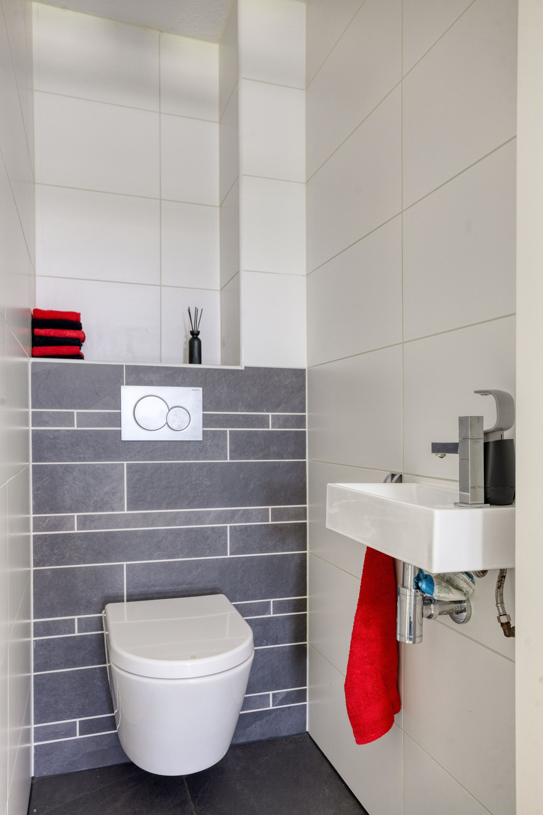 Tussenwoning te koop: P. Boorsmastraat 4, Zaandam