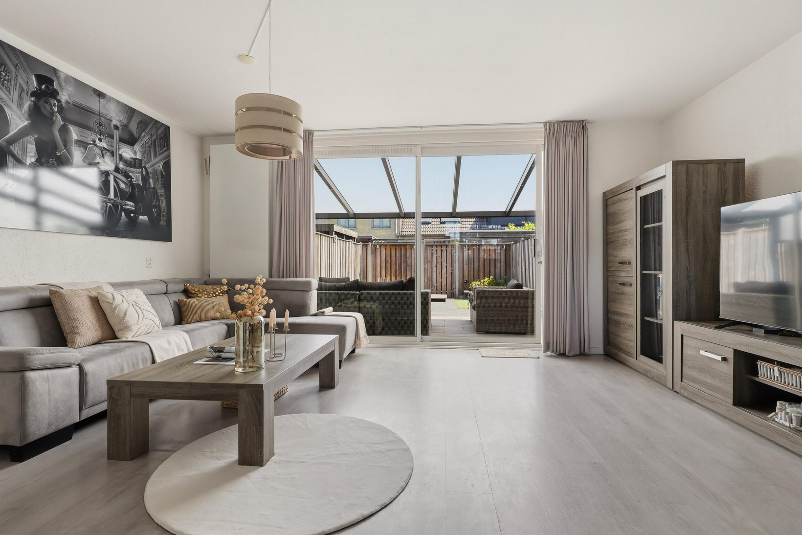 Tussenwoning te koop: Top Naeffstraat 28, Zaandam