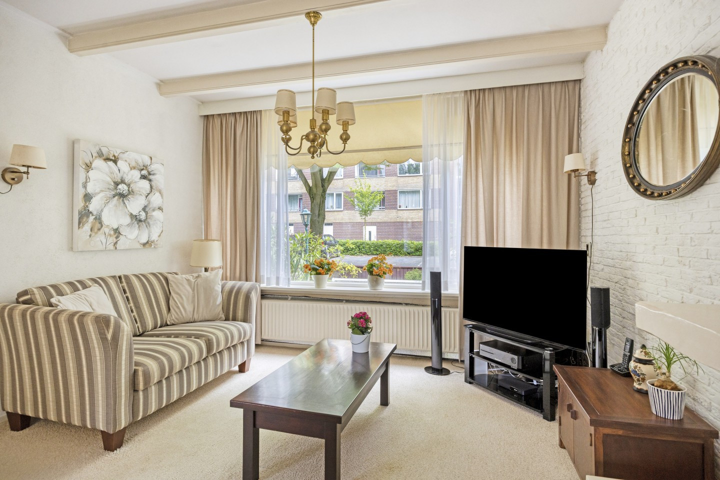 Tussenwoning te koop: Fonteinkruidweg 5, Zaandam