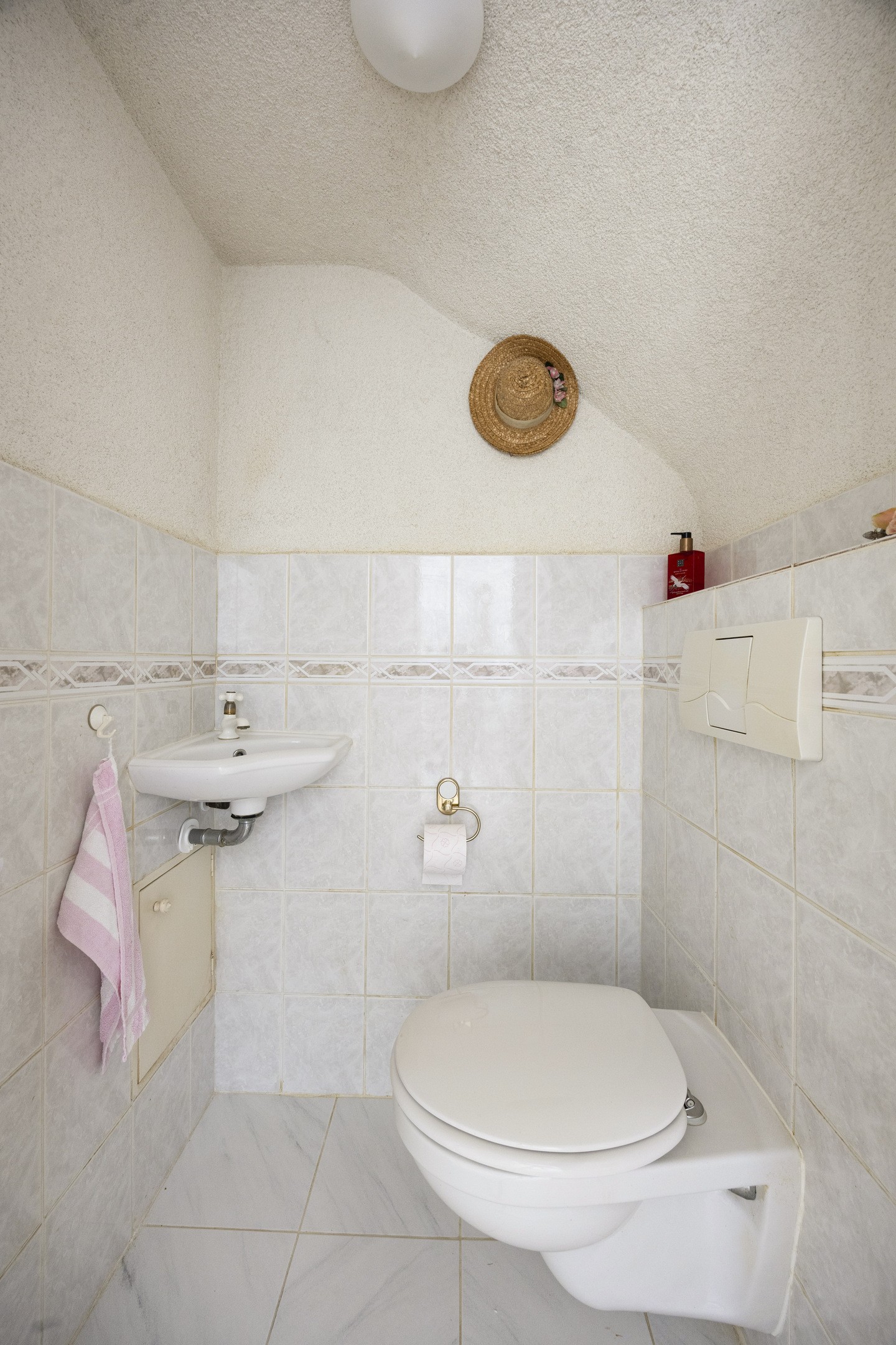 Tussenwoning te koop: Fonteinkruidweg 5, Zaandam