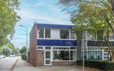 Dovenetelweg 1