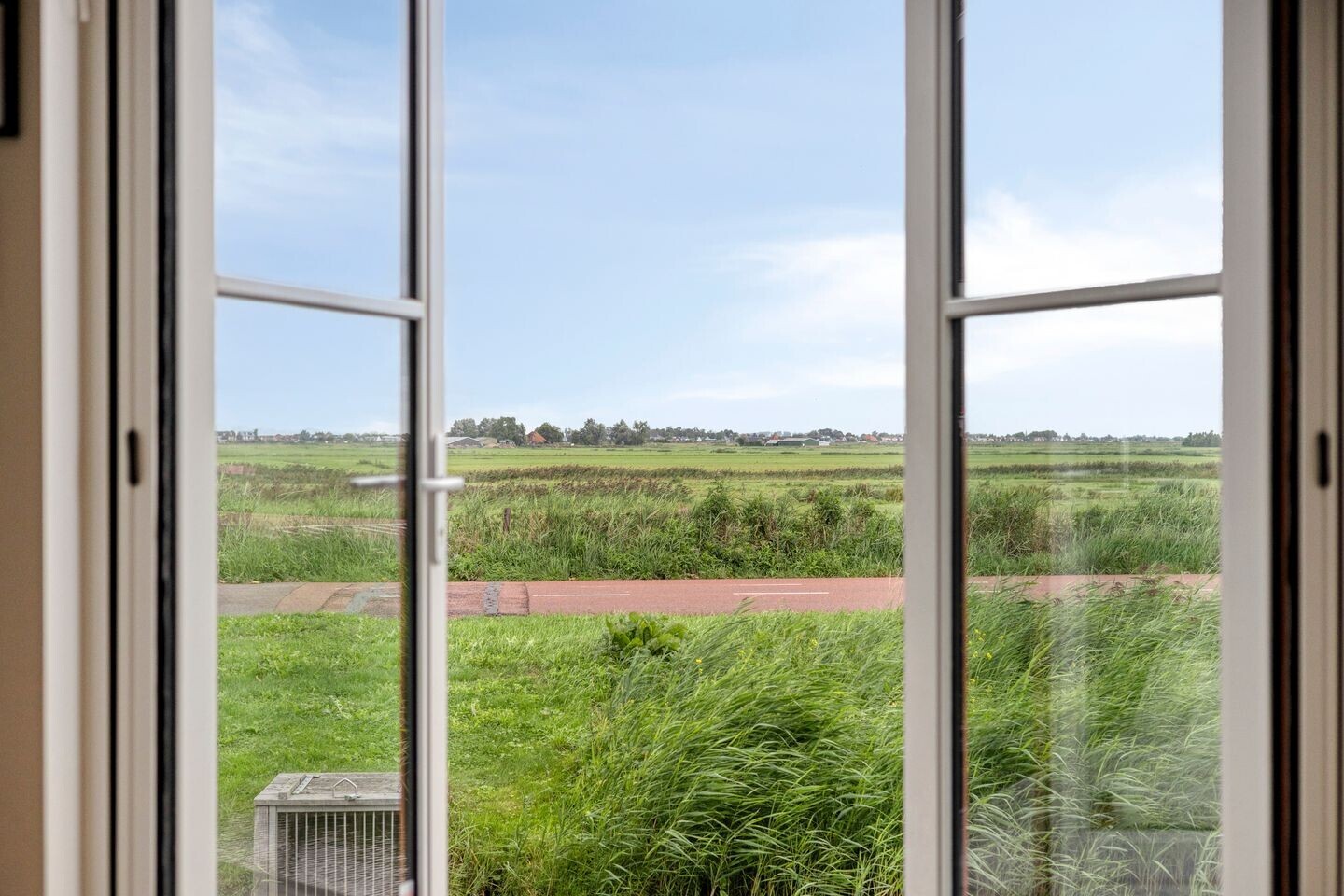 Twee-onder-één-kap te koop: De Jonge Prins 16, Zaandam