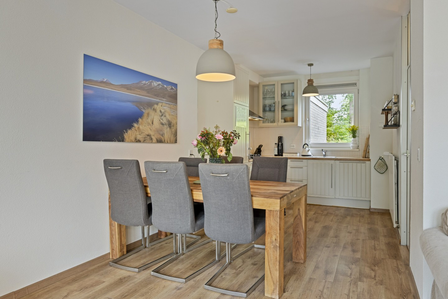 Tussenwoning te koop: Eemmeer 18, Zaandam