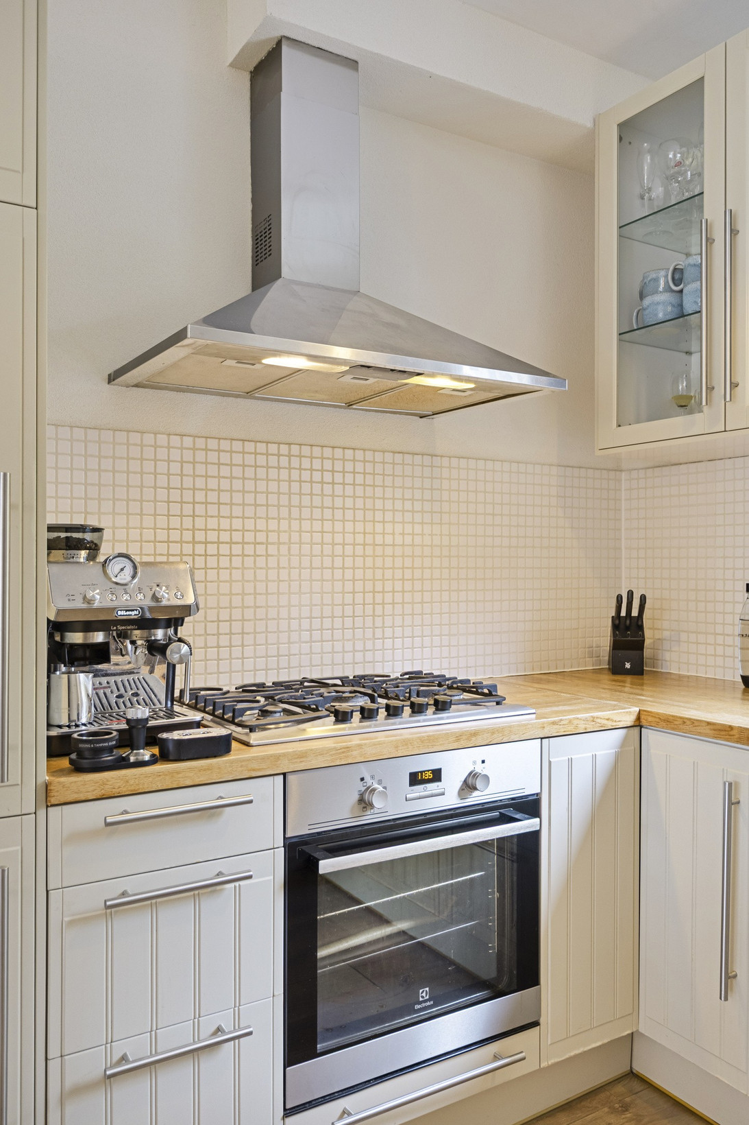 Tussenwoning te koop: Eemmeer 18, Zaandam