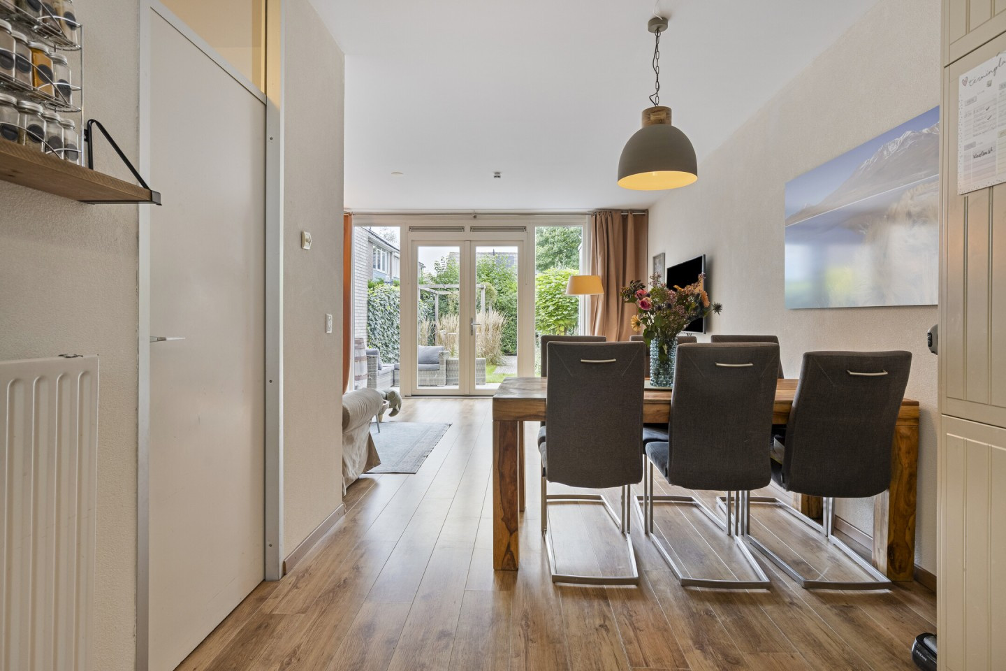 Tussenwoning te koop: Eemmeer 18, Zaandam