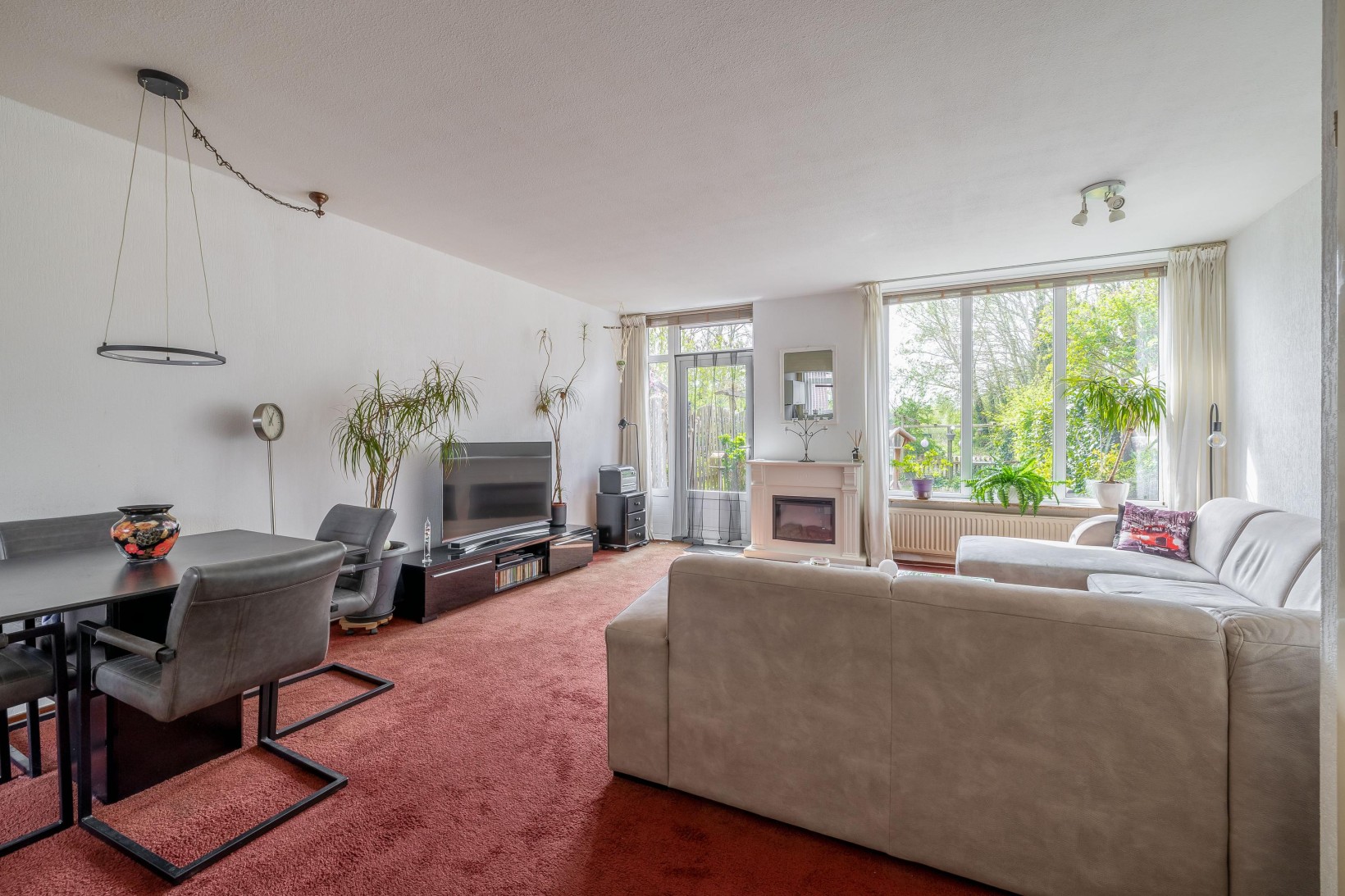 Tussenwoning te koop: Buinerdiep 17, Zaandam