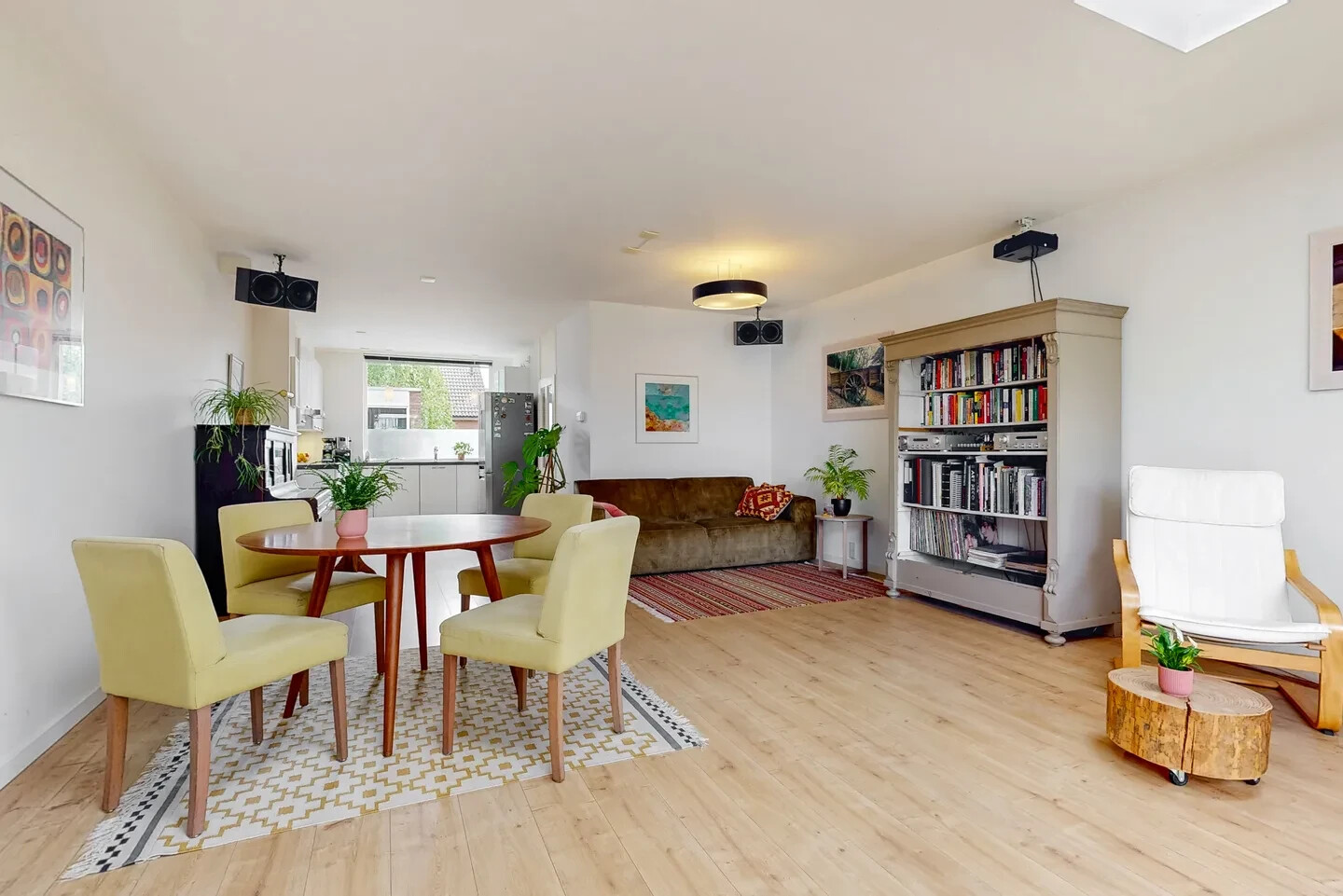 Tussenwoning te koop: Slaperstraat 28, Oostzaan