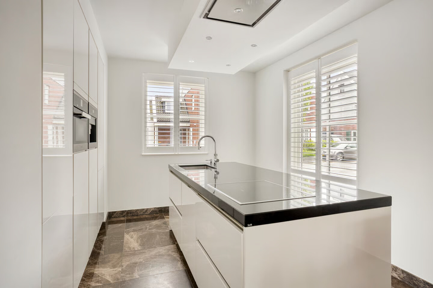 Tussenwoning te koop: Apollolaan 19, Oostzaan