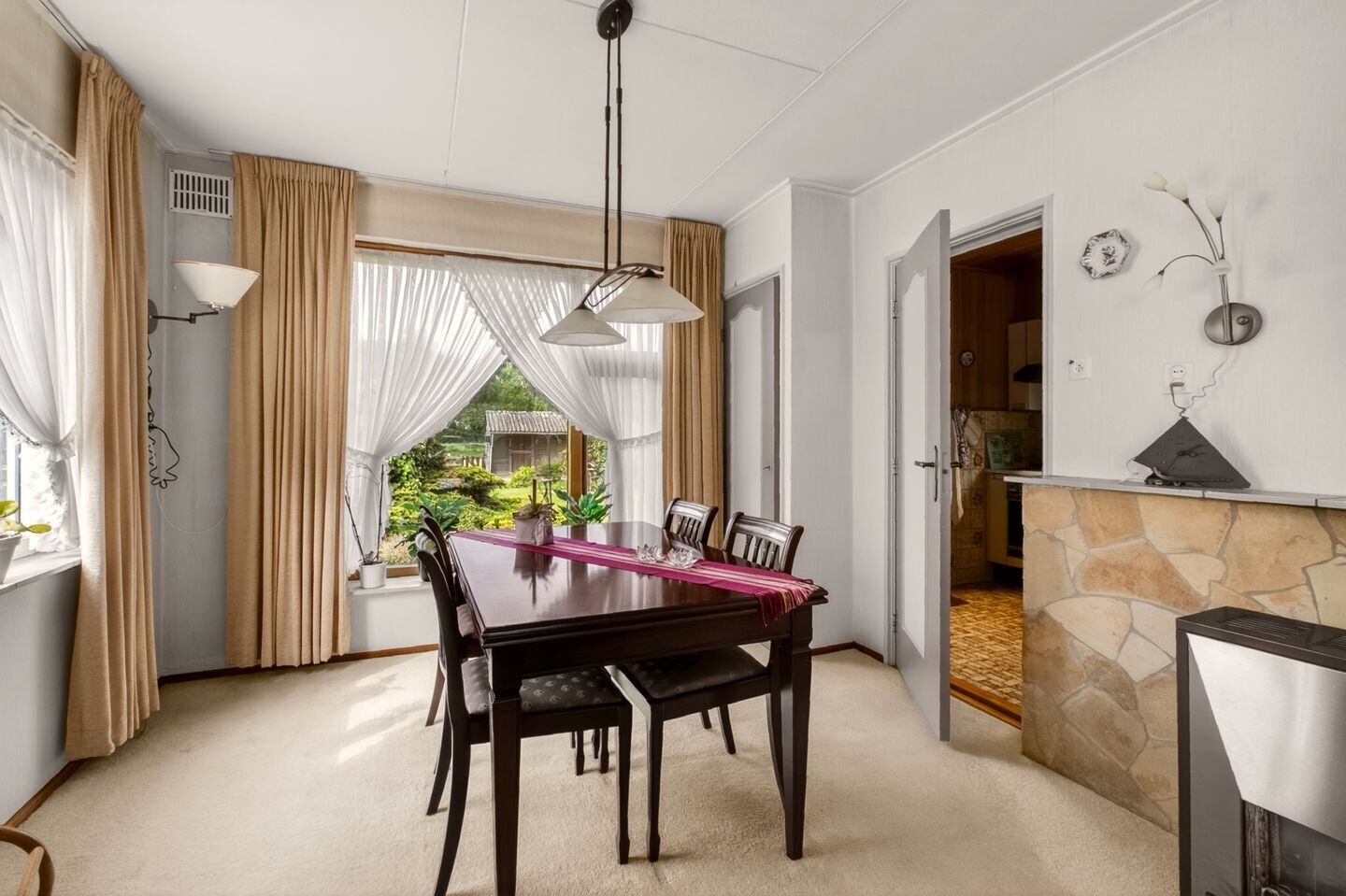 Vrijstaande woning te koop: Zuideinde 216, Oostzaan
