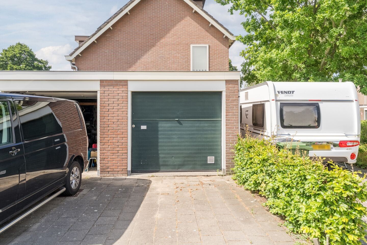 Twee-onder-één-kap te koop: Rietschoot 187, Oostzaan