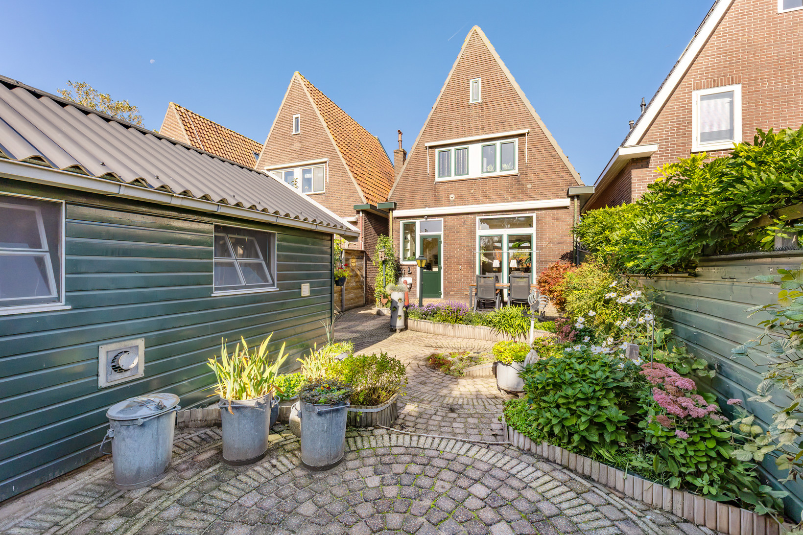 Vrijstaande woning te koop: Oost-Indischekade 25, Wormerveer