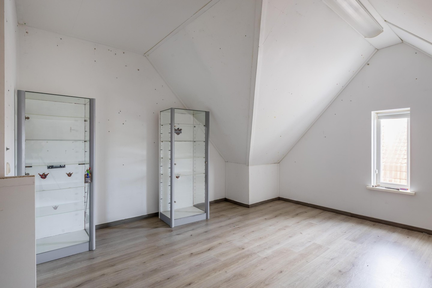 Hoekwoning te koop: Insulindelaan 16, Wormerveer
