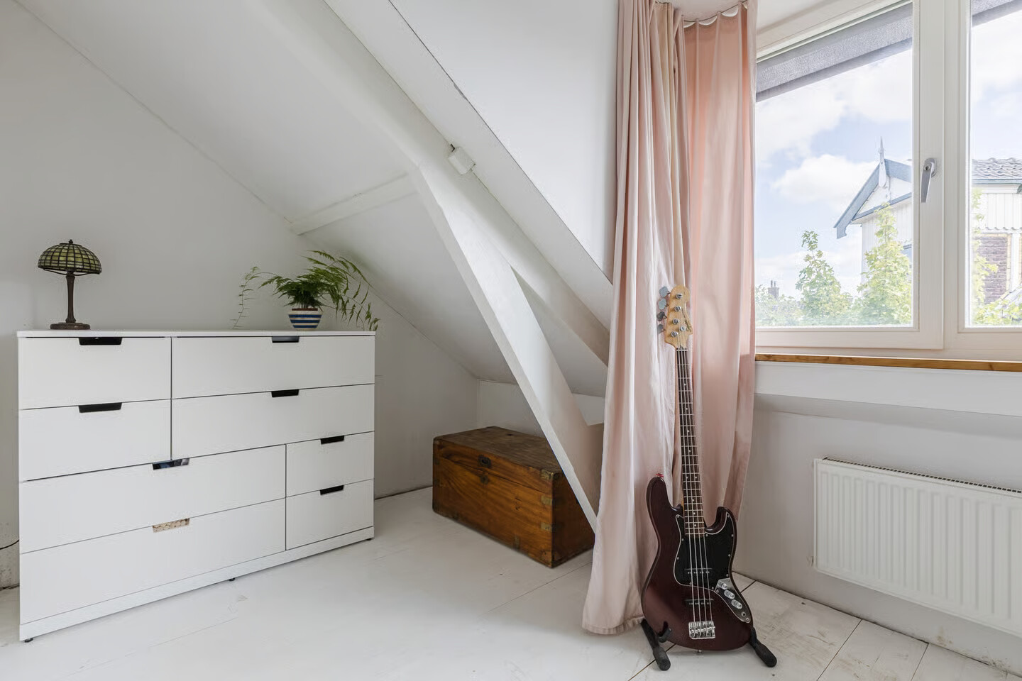 Hoekwoning te koop: Warmoesstraat 131, Wormerveer