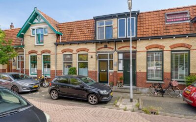 Oranjestraat 15