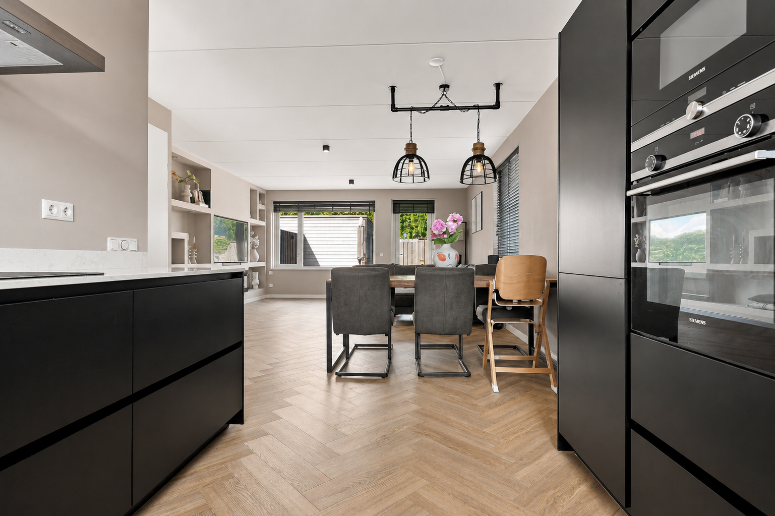 Hoekwoning te koop: De Groene Valk 2, Wormerveer