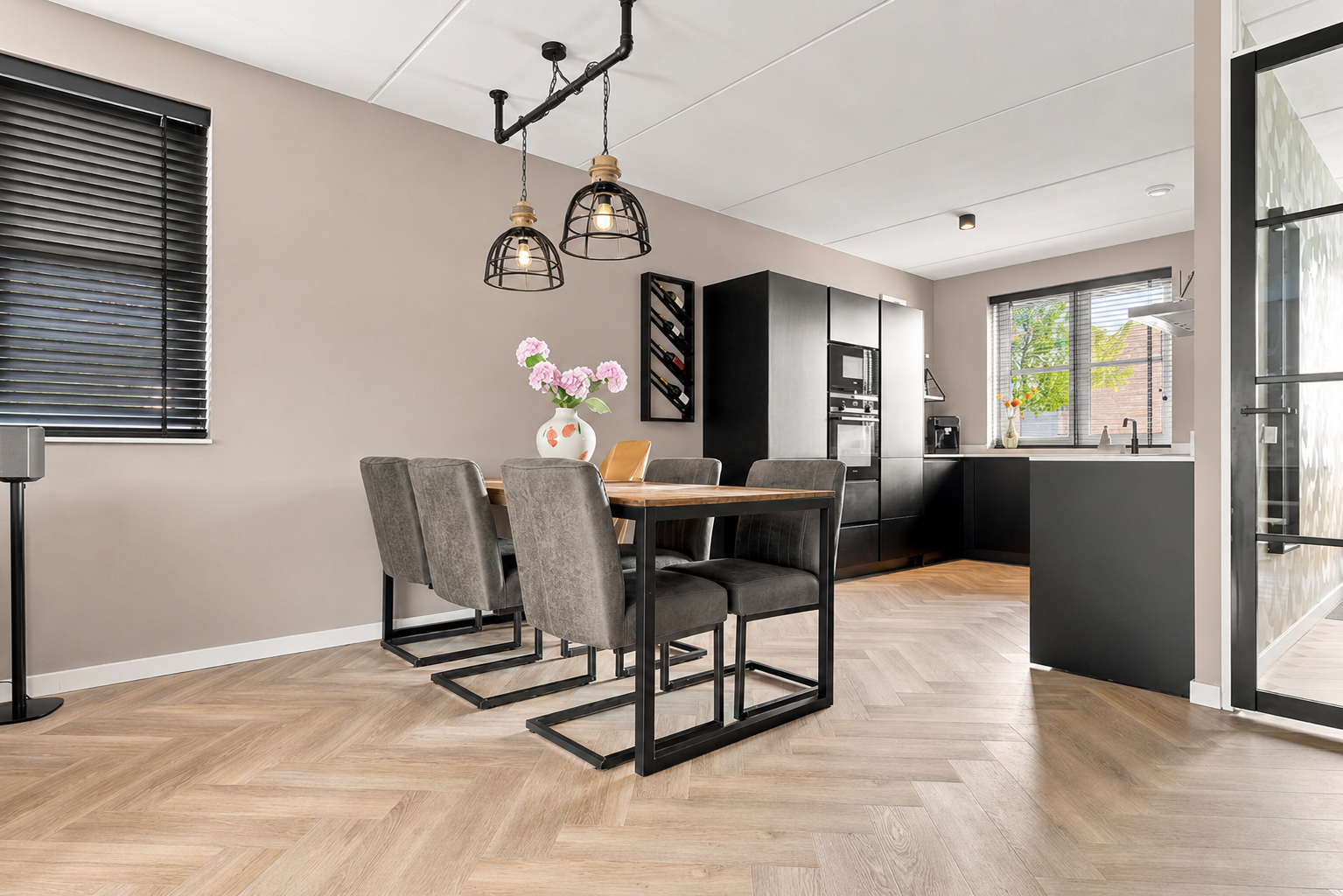 Hoekwoning te koop: De Groene Valk 2, Wormerveer