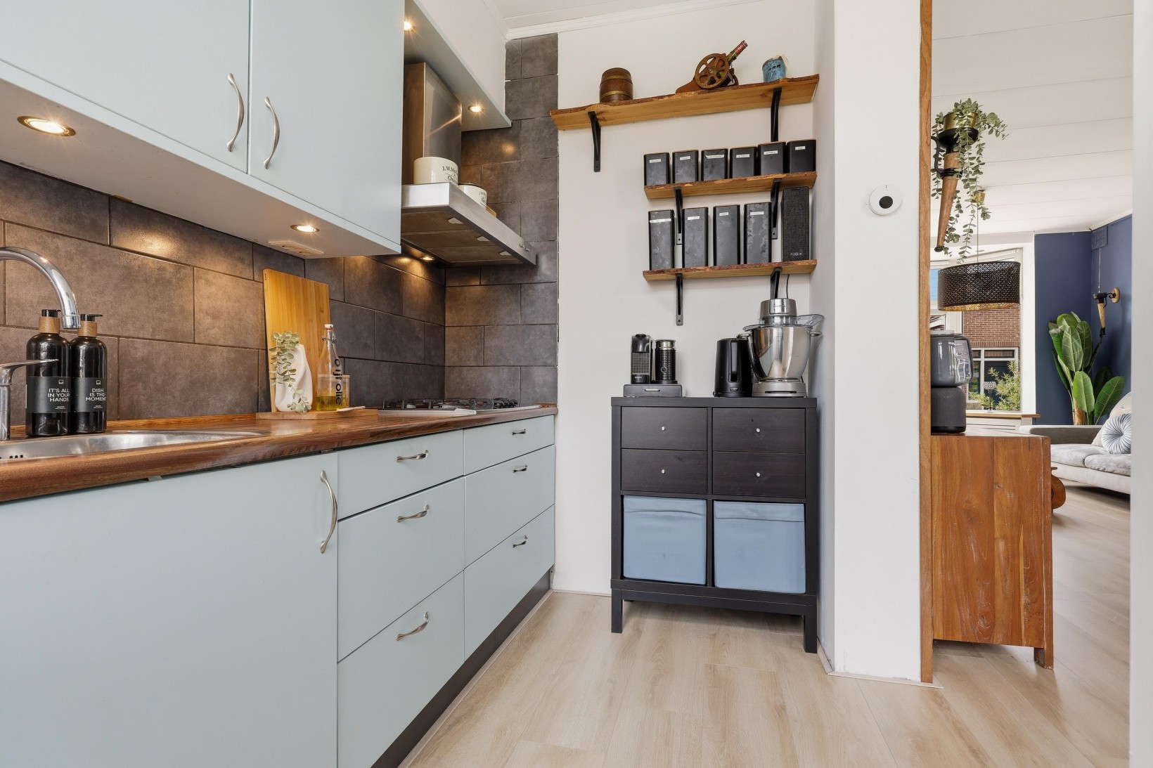 Vrijstaande woning te koop: Evertsenstraat 6, Wormerveer