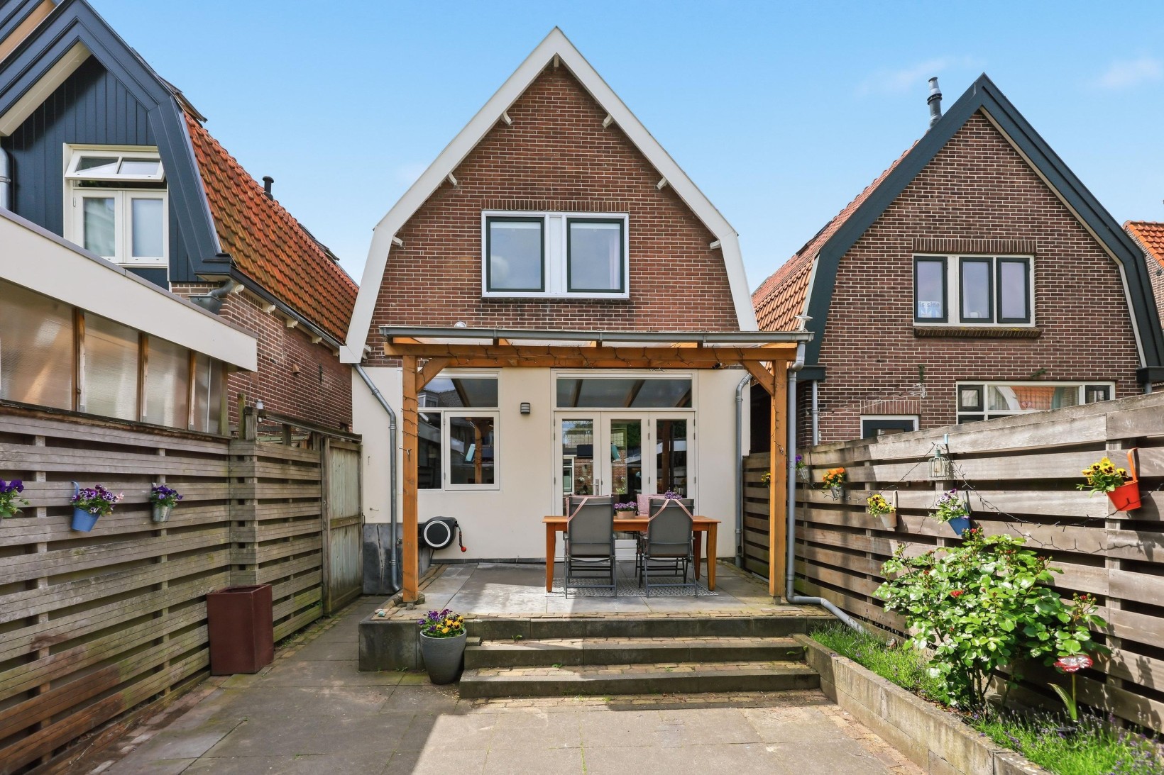 Vrijstaande woning te koop: Evertsenstraat 6, Wormerveer