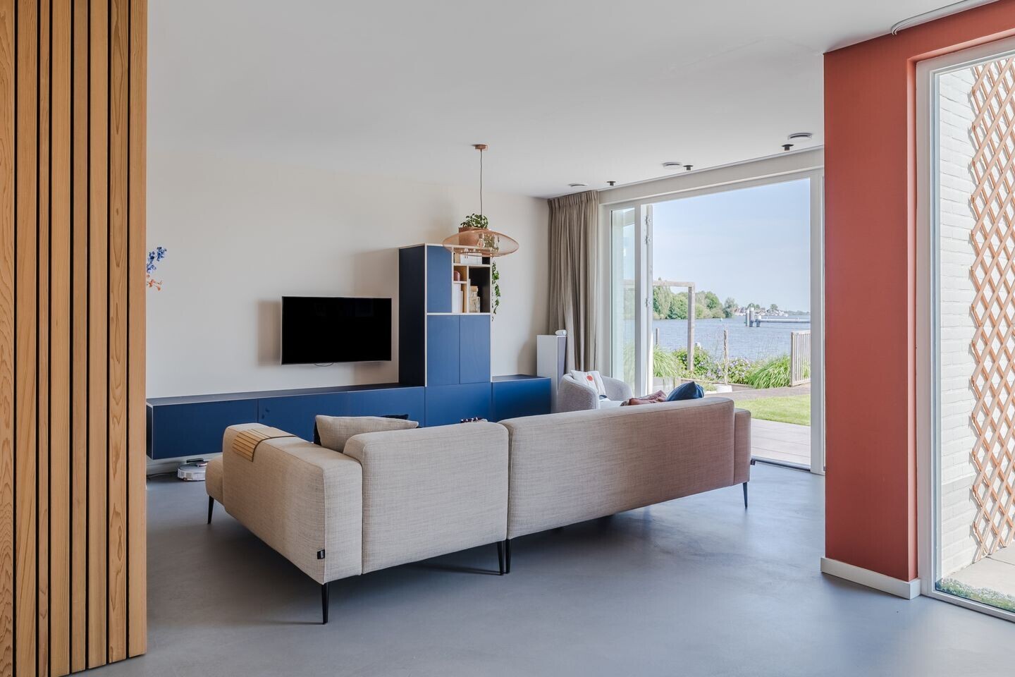 Vrijstaande woning te koop: Atlantis 33, Wormerveer
