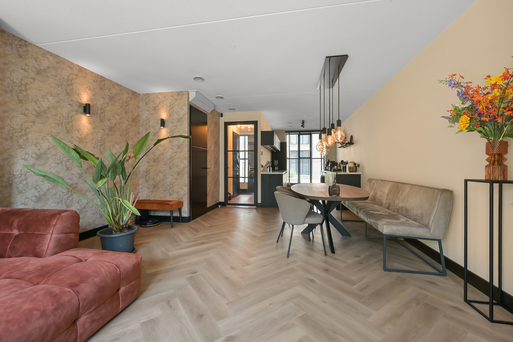 Tussenwoning te koop: Noorddijk 12, Wormerveer