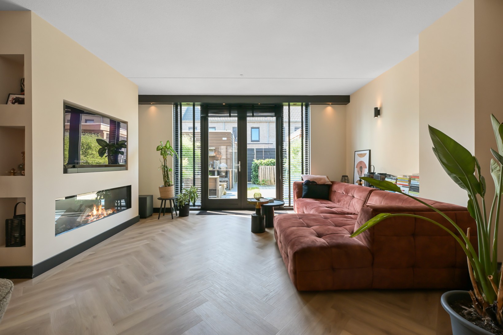 Tussenwoning te koop: Noorddijk 12, Wormerveer