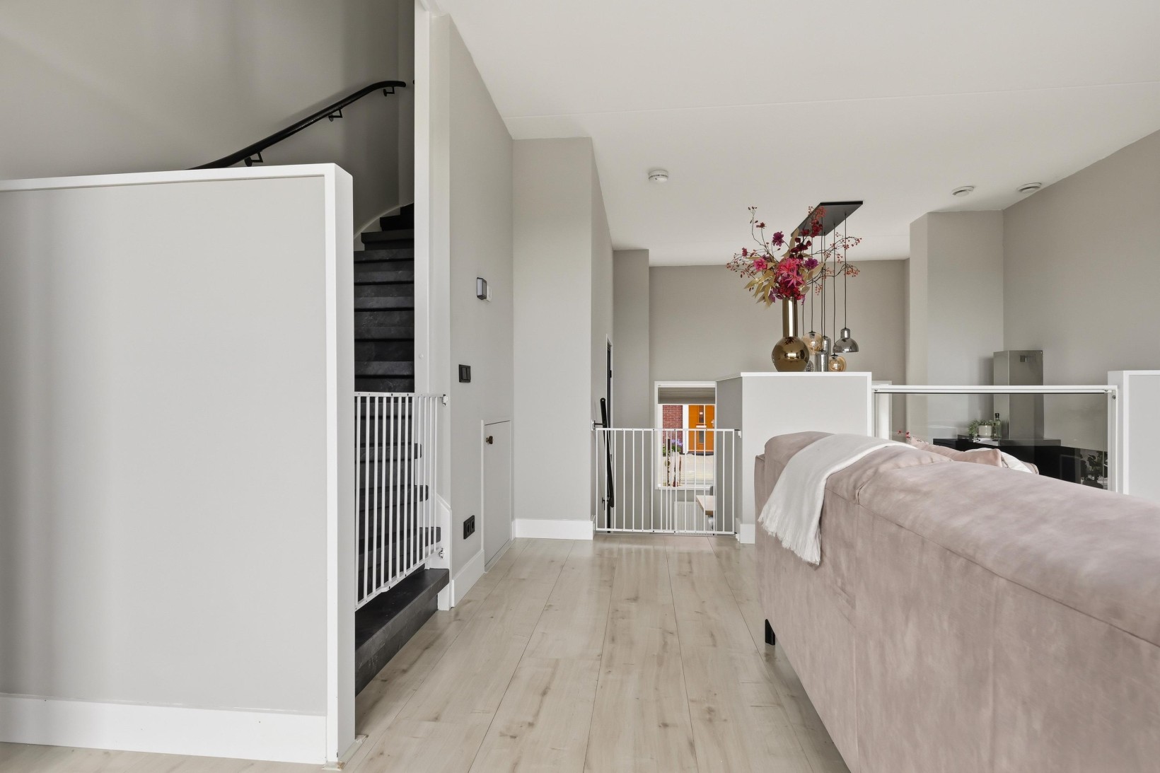 Tussenwoning te koop: Riouwstraat 44, Wormerveer