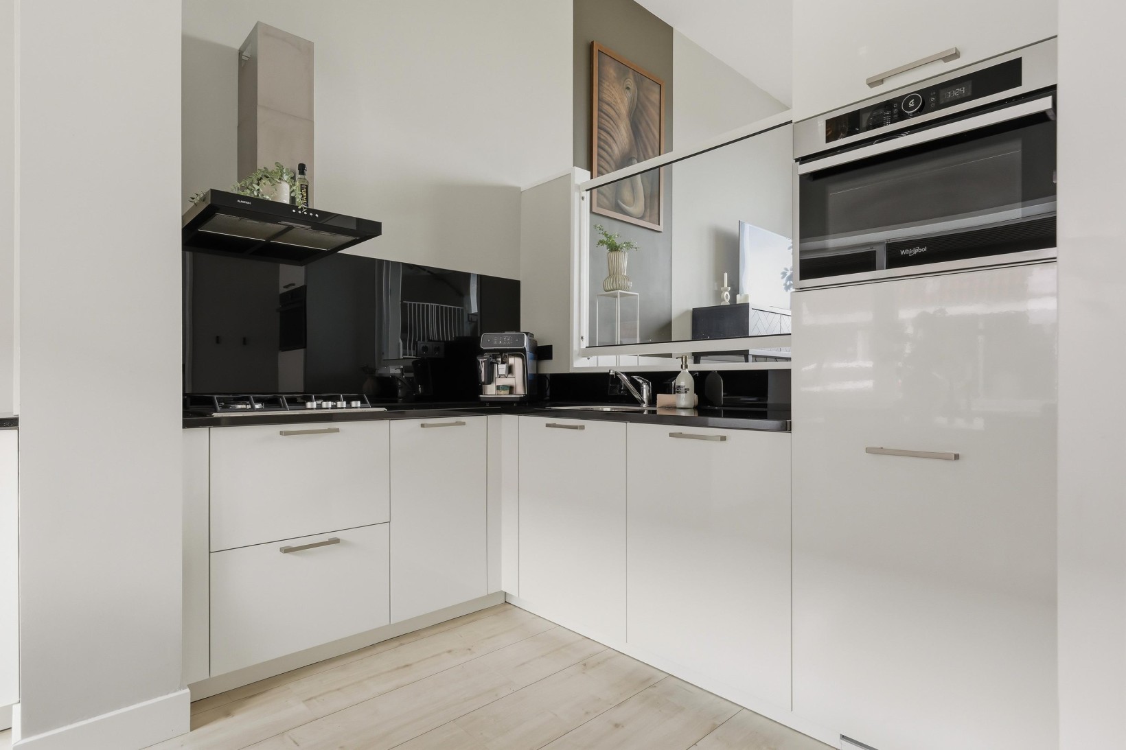 Tussenwoning te koop: Riouwstraat 44, Wormerveer