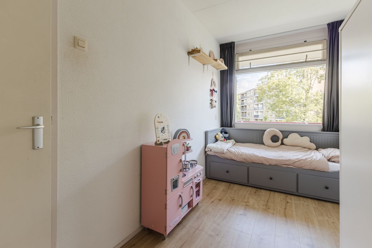 Appartement te koop: Lijsterstraat 184, Wormerveer