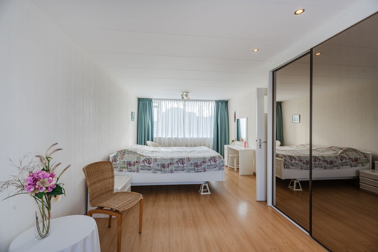 Twee-onder-één-kap te koop: Prins van Oranjestraat 18, Wormer