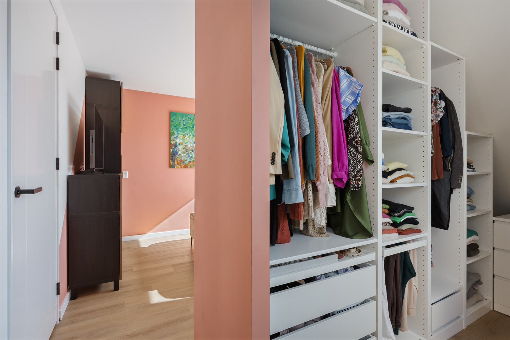Tussenwoning te koop: Wim van de Kappellehof 3, Wormer