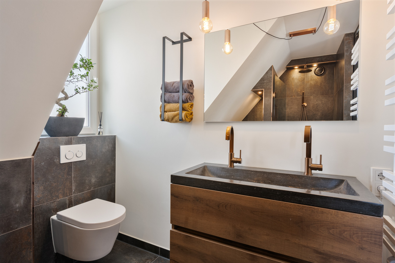 Tussenwoning te koop: Wim van de Kappellehof 3, Wormer