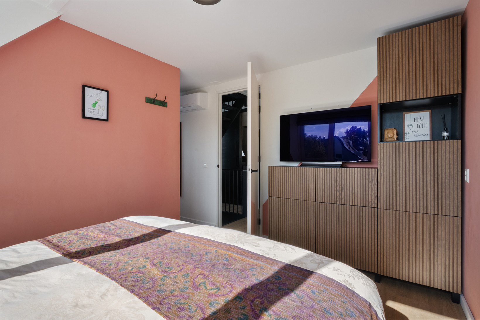 Tussenwoning te koop: Wim van de Kappellehof 3, Wormer