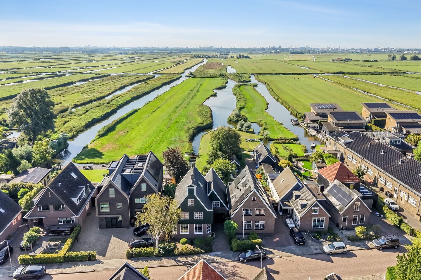 Vrijstaande woning te koop: Dorpsstraat 322, Wormer