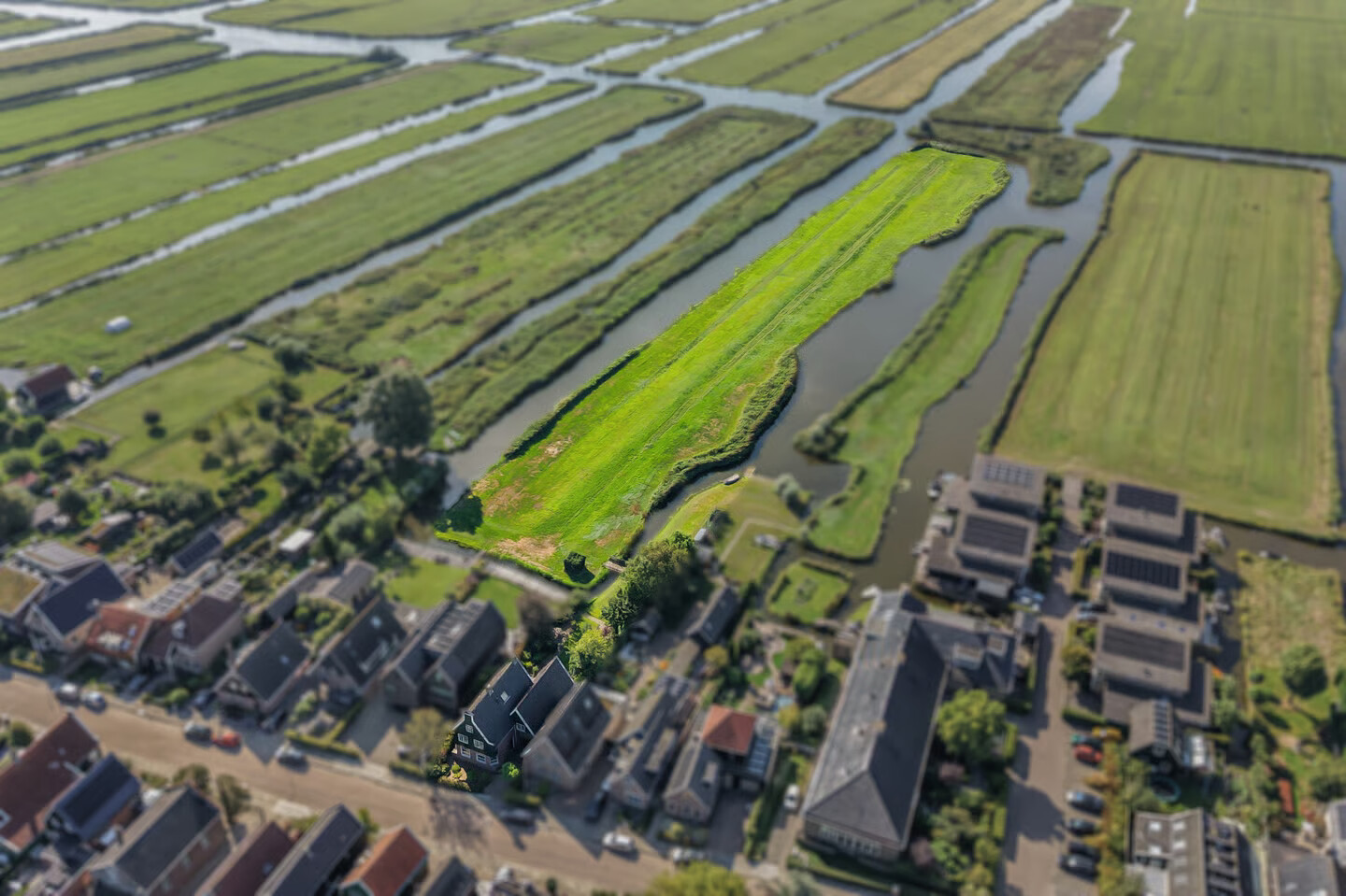 Vrijstaande woning te koop: Dorpsstraat 322, Wormer