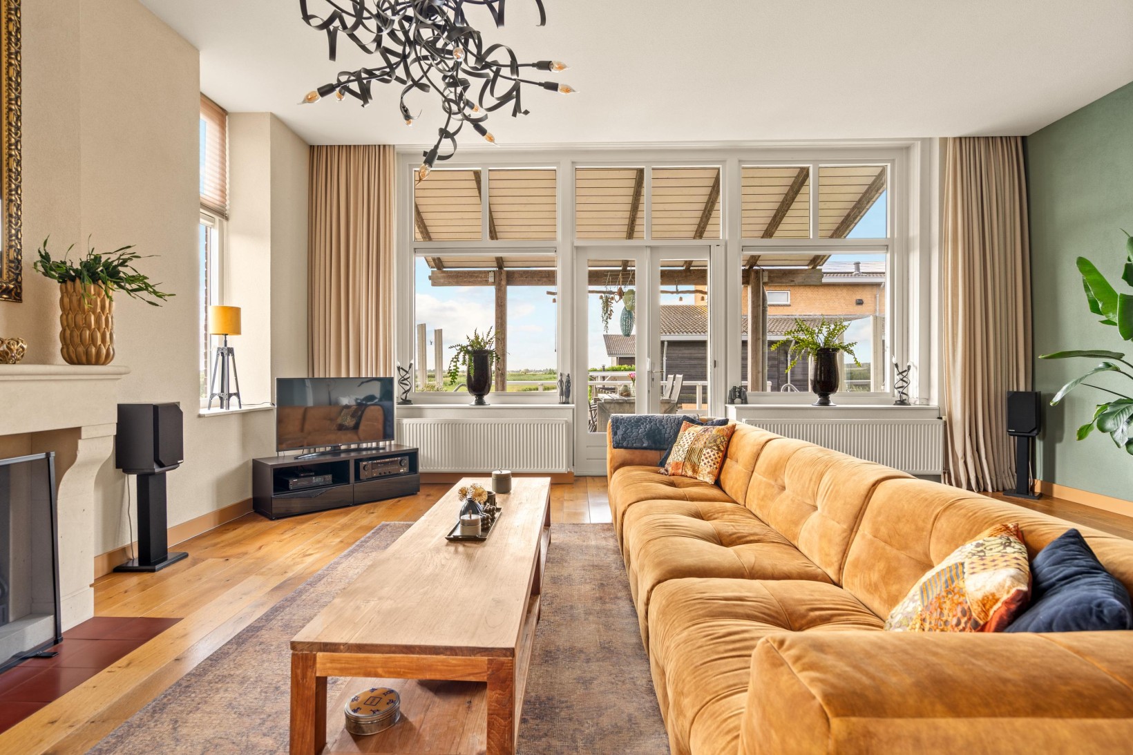 Appartement te koop: Willem de Grootstraat 9, Wormer