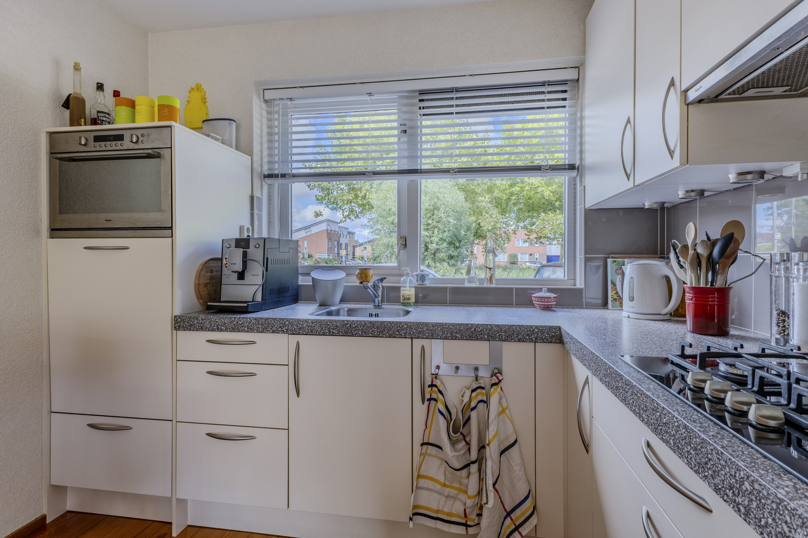 Tussenwoning te koop: Accra 17, Wormer