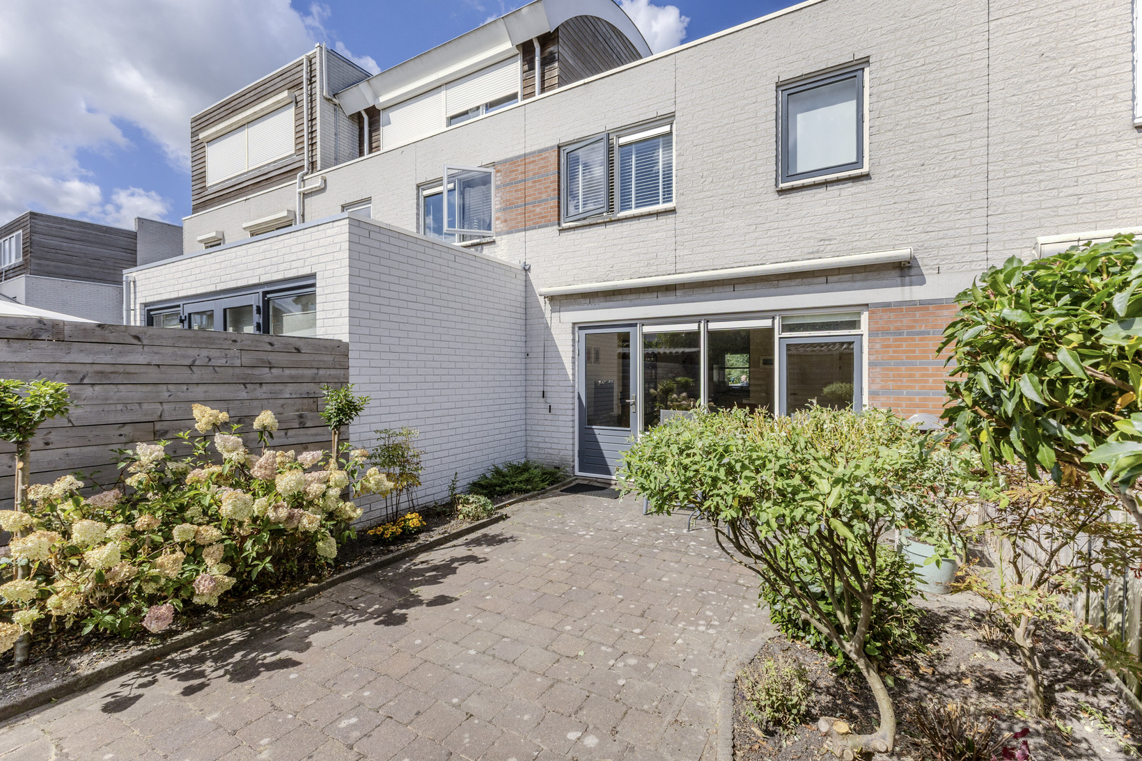 Tussenwoning te koop: Accra 17, Wormer