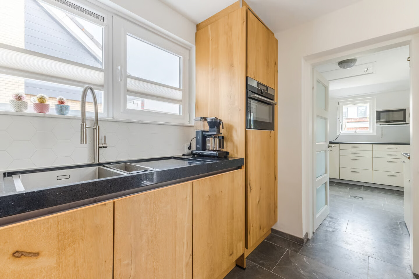 Twee-onder-één-kap te koop: Dorpsstraat 13, Markenbinnen