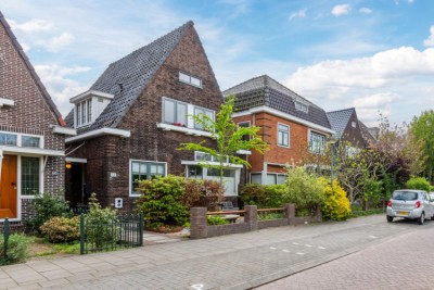 Parallelweg 78
