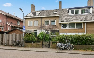 Huis te koop Parallelweg 150