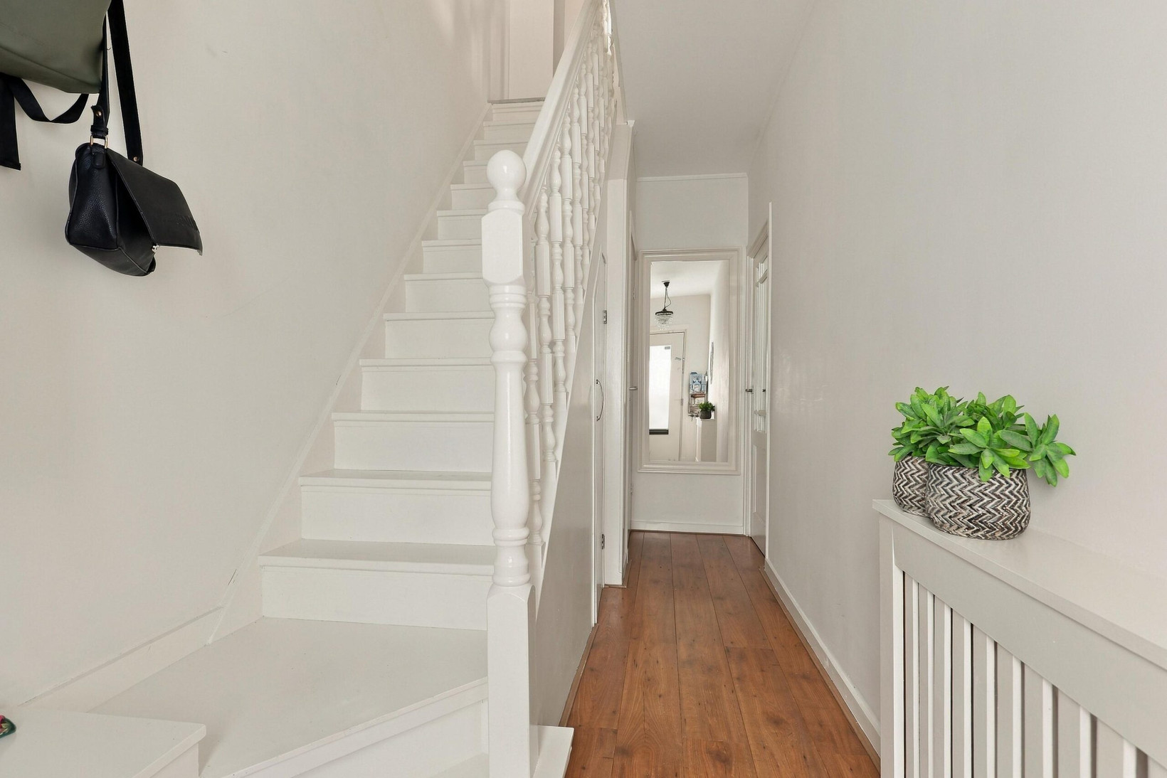 Hoekwoning te koop: Dahliastraat 8, Koog Aan De Zaan