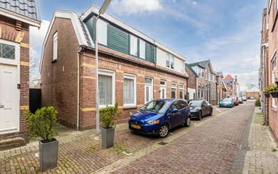 De Ruyterst. 20