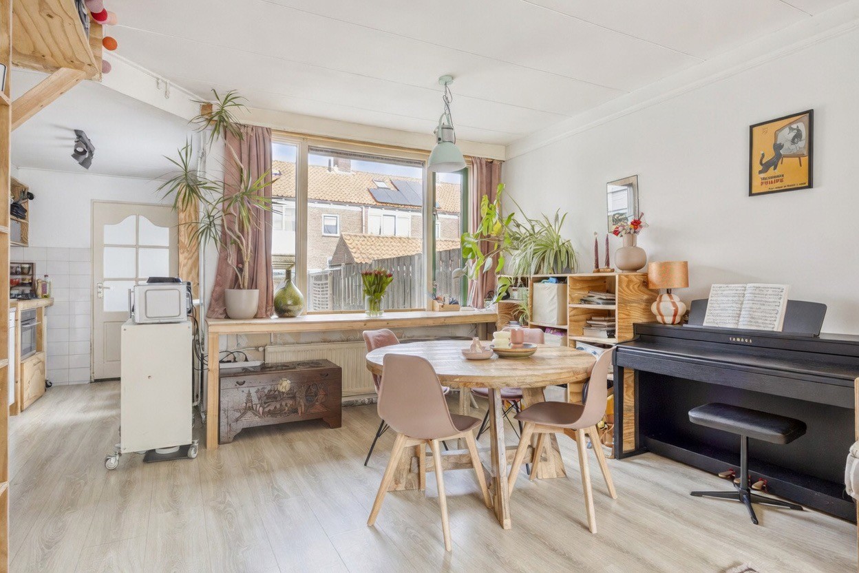 Tussenwoning te koop: Rozenstraat 18, Koog Aan De Zaan
