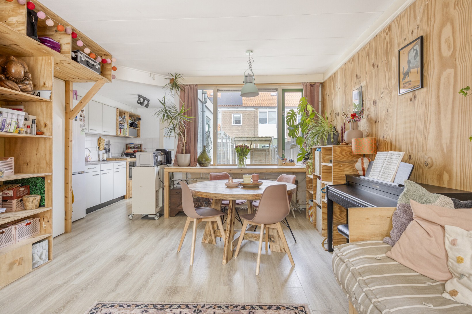 Tussenwoning te koop: Rozenstraat 18, Koog Aan De Zaan