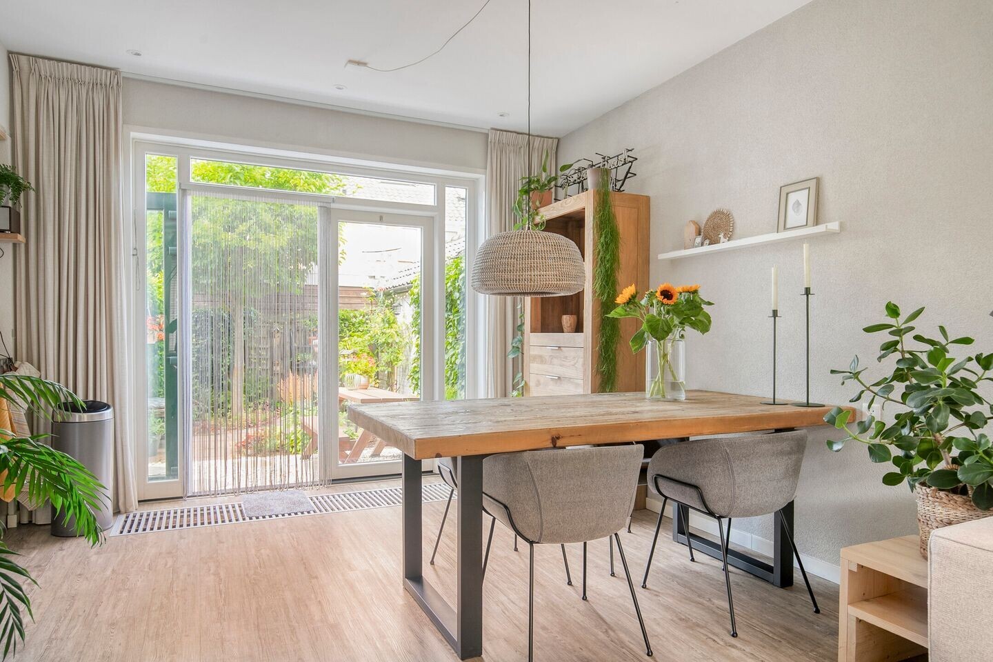 Tussenwoning te koop: Jonge Kuiperstraat 8, Koog Aan De Zaan