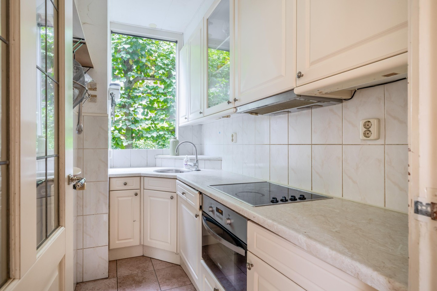 Tussenwoning te koop: Jan de Wittestraat 93, Koog Aan De Zaan