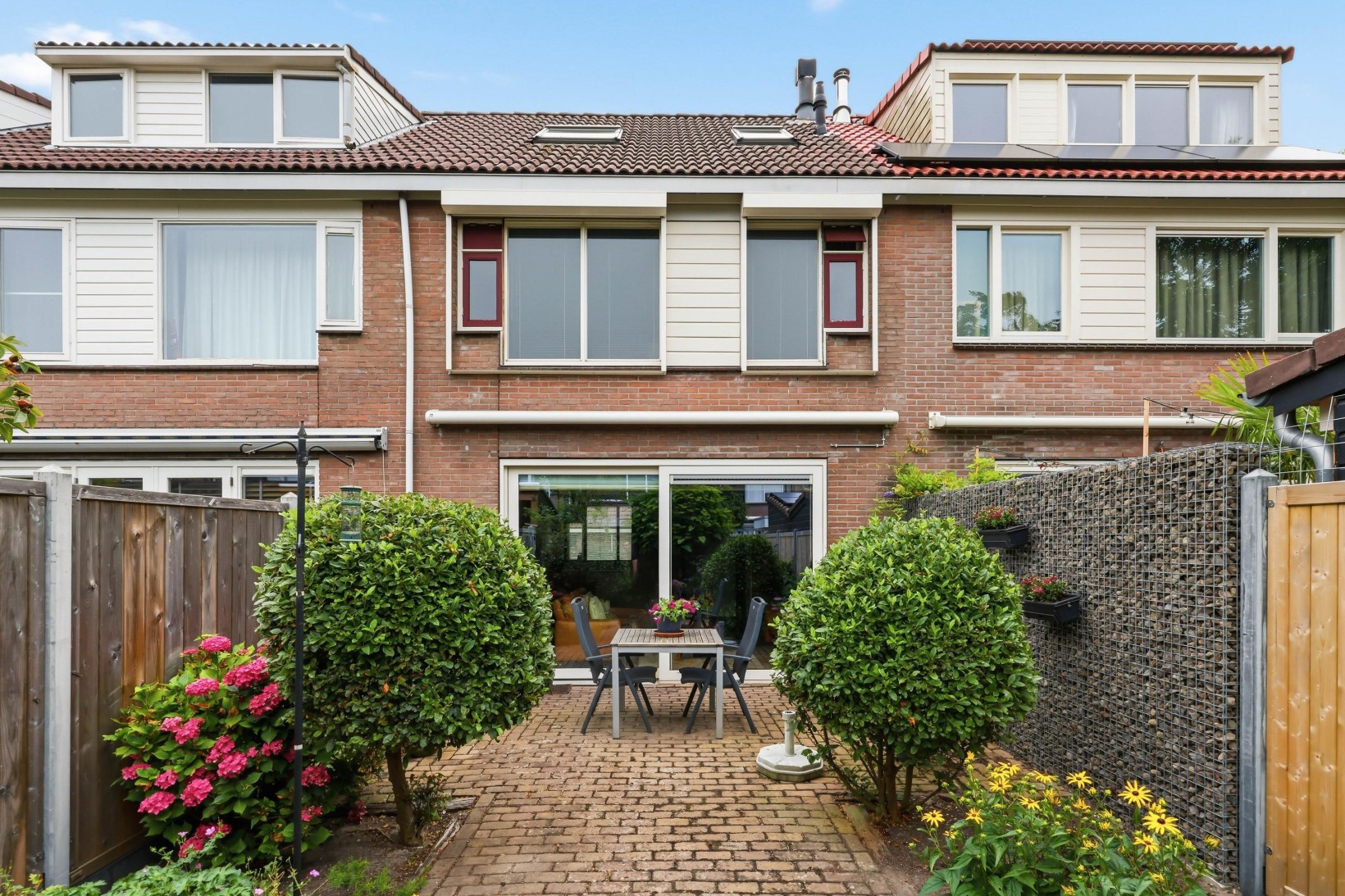 Tussenwoning te koop: Henneland 42, Koog Aan De Zaan